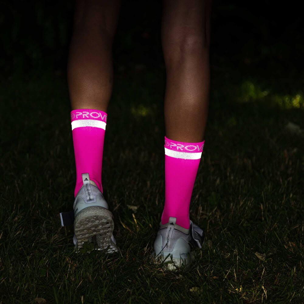 Proviz Classic airfoot running or cycling socks mid length with reflective band. Moisture wicking and breathabel