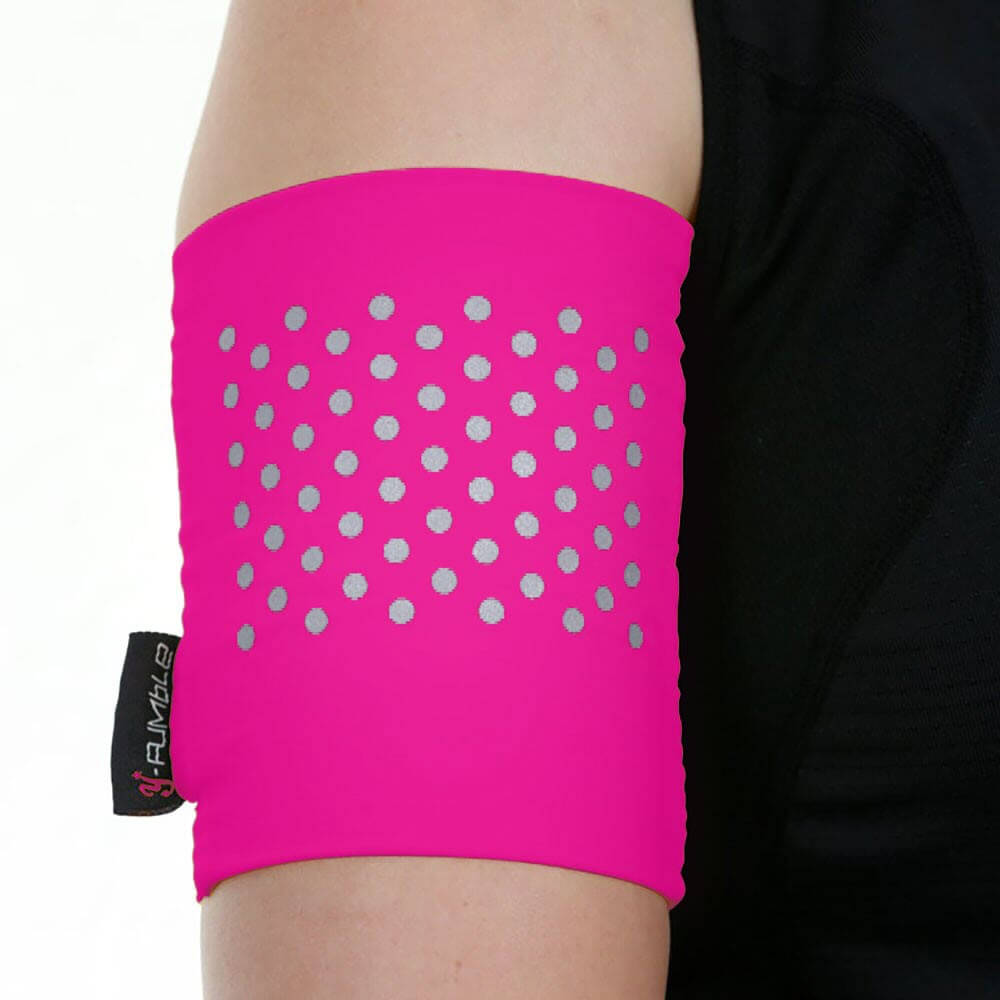 Proviz Fumble reflecitve phone arm pocket storage with reflective details. For running, walking and exercising.